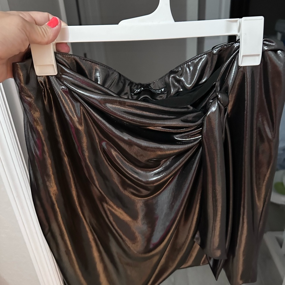 Zara Metallic gun metal skirt size large